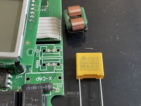 给缩水版明智SPX-936D充电器，补上EMI