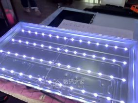 创维65寸液晶，有声音没有画面黑屏，换上灯条开机不到3小时又黑屏了