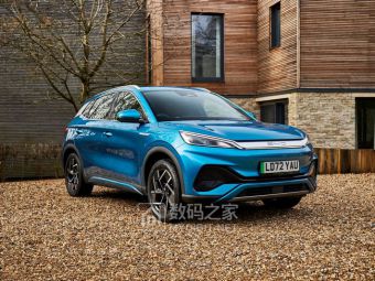比亚迪在澳囤车1600辆，停车场变车海惊动市政​