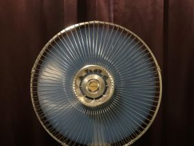 带有短波收音机和录音机功能的松下电风扇