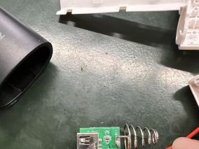 拆個(gè)防反接可換18650電池的充電寶，可不可以上飛機(jī)？