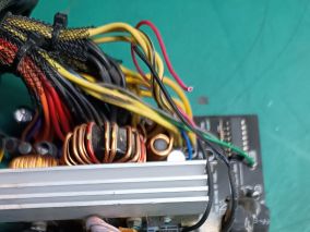 全汉蓝爆经典款550w电源盒无输出检修一例，D24负12v整流短路