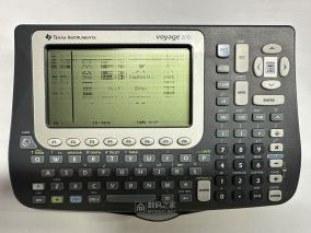 更换代用屏幕修复TI Voyage 200 图形计算器