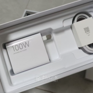 小米手机100W原装充电器