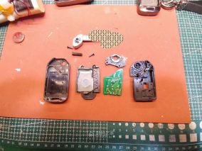 拆查下本田CRV2016都市车钥匙