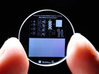 5D光学晶体实现万年尺度数据存续 科学家攻克基因信息长效存储技术难关