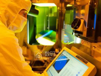 内存江湖新杀招！阉割版HBM4竟想偷塔GDDR7？JEDEC出阴招了