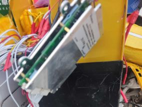废品站见到一块锂电池吉特亿电池48V50A