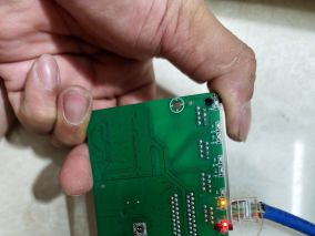 求问，这个POE交换机怎么维修 网络不通