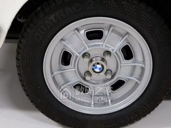 宝马逆天骚操作：申请“Logo螺丝”专利 想给外面修车的师傅们彻底上强度