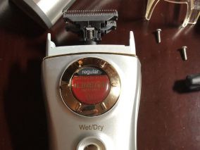 拆松下ES-8080剃须刀