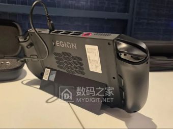 联想拯救者Go 2游戏掌机正式发布：搭载Z2 Extreme处理器与OLED屏，1049美元起