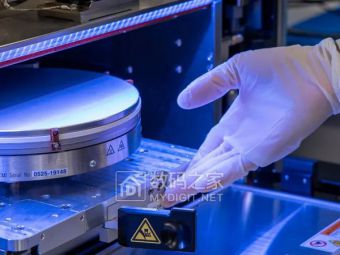 美国厂整出真·3D芯片！内存压CPU头顶，能效未来飙千倍