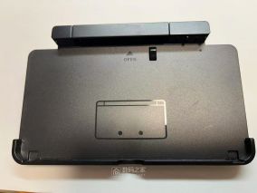 任天堂3DS CTR-007充电底座拆解