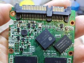 分享个SM2246en+东芝TH58TVG8D2GBA8C的开卡参数