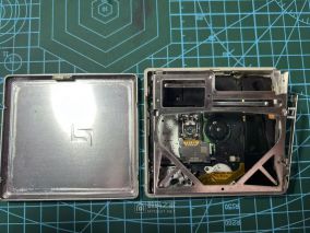 拆一个Victor XM-C17 MD播放器