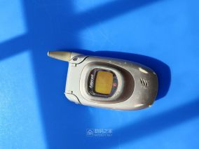 古董三星SCH-X199 翻盖手机拆解