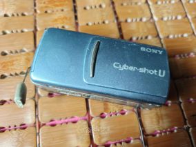 索尼小相机DSC-U20拆解（SONY Cyber-Shot U）