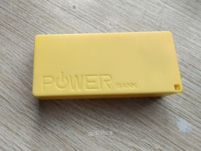 制作2个超低功耗的小夜灯
