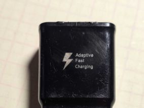 三星充电器没输出了（EP-TA20JBE）拆开看看