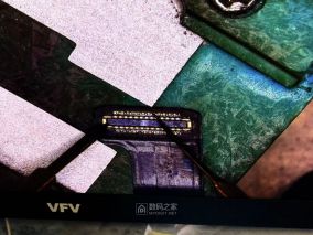 iPhone 12白苹果反复重启不开机-进水引起听筒排线组件光感底部腐蚀的维修