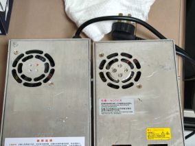 废品站捡到一个明纬电源改的可调电源。