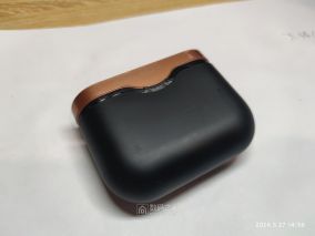 又收了一个不正常的索尼大法xm3蓝牙耳机