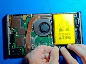 Switch 2电池改装实录：40块钱让续航猛增1小时+，网友：这波操作太666了