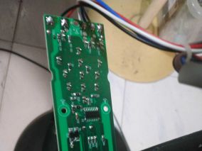 帮朋友修个电风扇，电路上就换个大电容（MELNG FS-40RC）