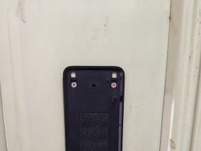 防盗门上打孔攻丝安装固定上次修好的咸鱼购买的小米智能门铃2