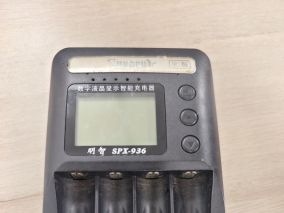 明智SPX-936电池充电器拆机