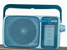 松下R-2200收音机拆机