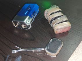 小山拆解：闲来无事，俺也拆个6F22电池，公牛的叠层电池果然还真是叠层