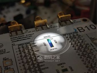 量子光源工厂塞进1平方毫米芯片！三校联手打通量产任督二脉