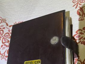 那些年从开始玩PC- CDROM的老光盘都在这里了吧...