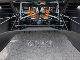 福特F-150 SuperTruck纽北跑出6分43秒，电动皮卡也能当赛道王者！