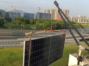 多层住宅安装光伏之 DIY遥控小吊机