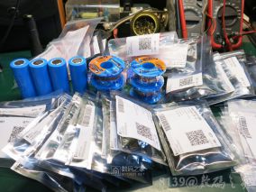 乙巳蛇年最后一筐嘉立创的羊毛+50W手电点火+胜利VC9801 Pro万用表精度测试