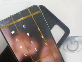 OPPO RENO6更换电池