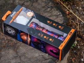 色彩不止外表，光明从未离开：FENIX LD36R 手电开箱试玩