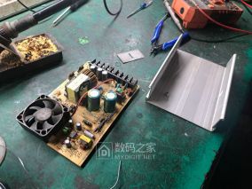 拆修3台老曹送我的12v户外LED电源