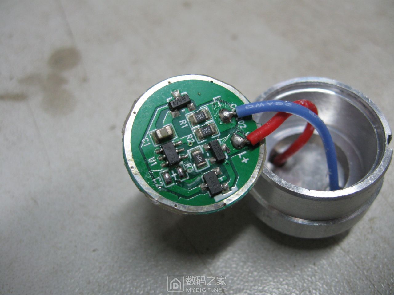 新版试发帖拆一个感应开关的防水头灯