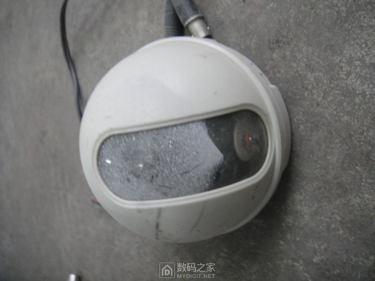 拆解维护捡到的监控摄像头