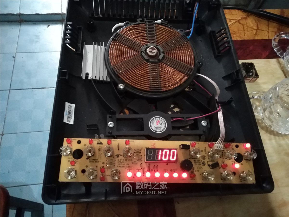 回老家的日子拆修一台美的c21rt2130电磁炉