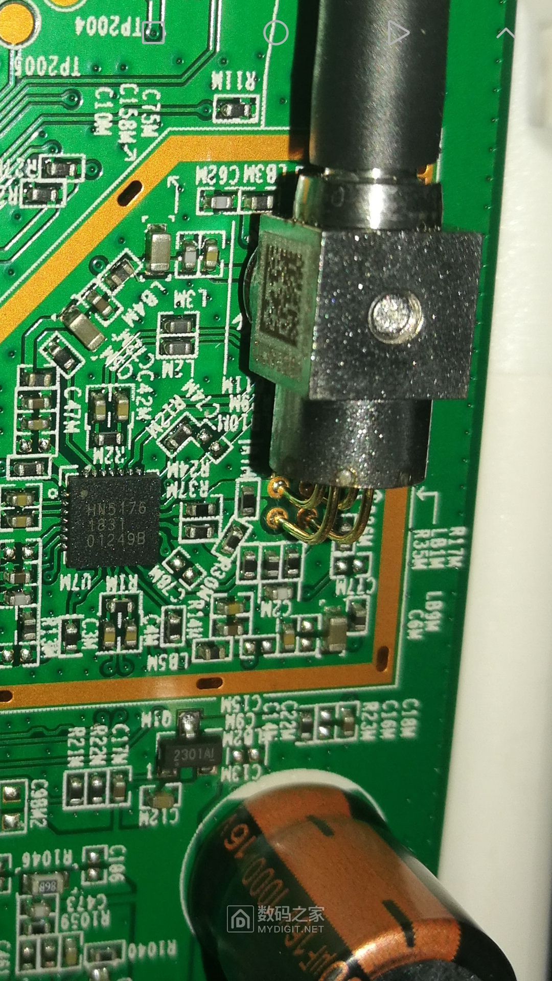 电信光猫华为hs8145c5首拆 - 拆机乐园 数码之家