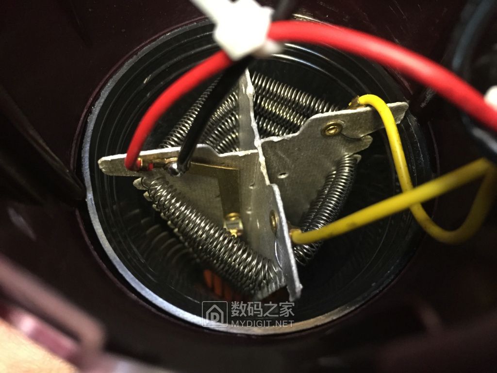 赠送碳刷姿势不对拆解康夫吹风机kf9897