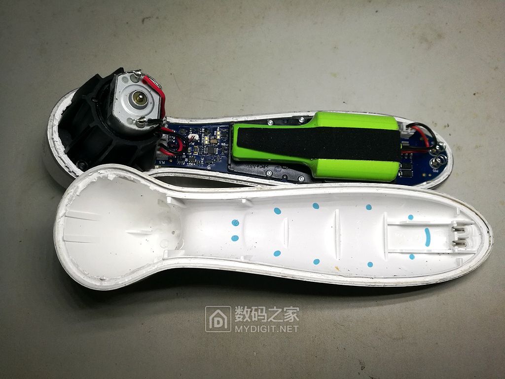 如新lumispa洁脸仪首拆探秘