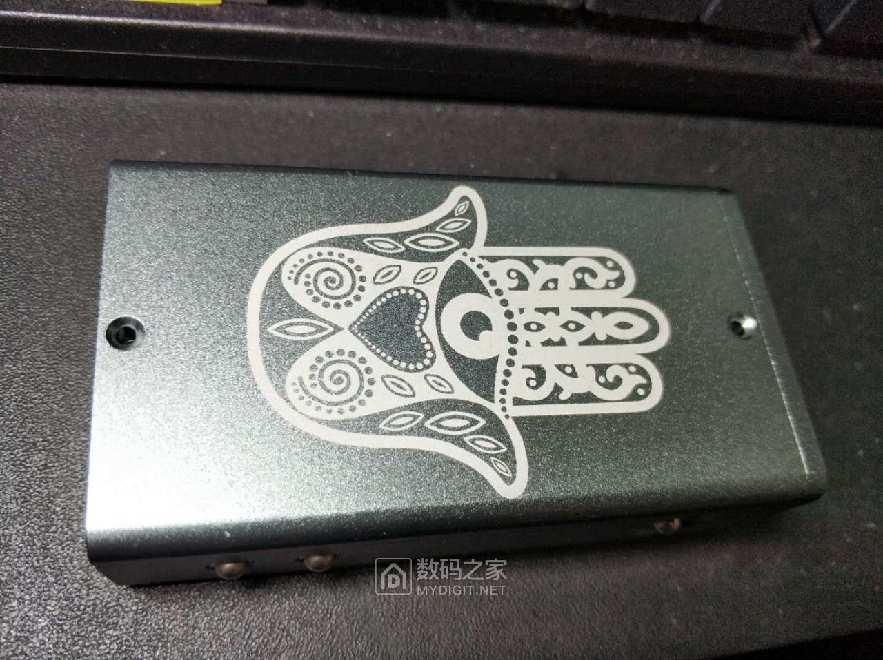 一个cyovape电子烟电源松下电芯哦