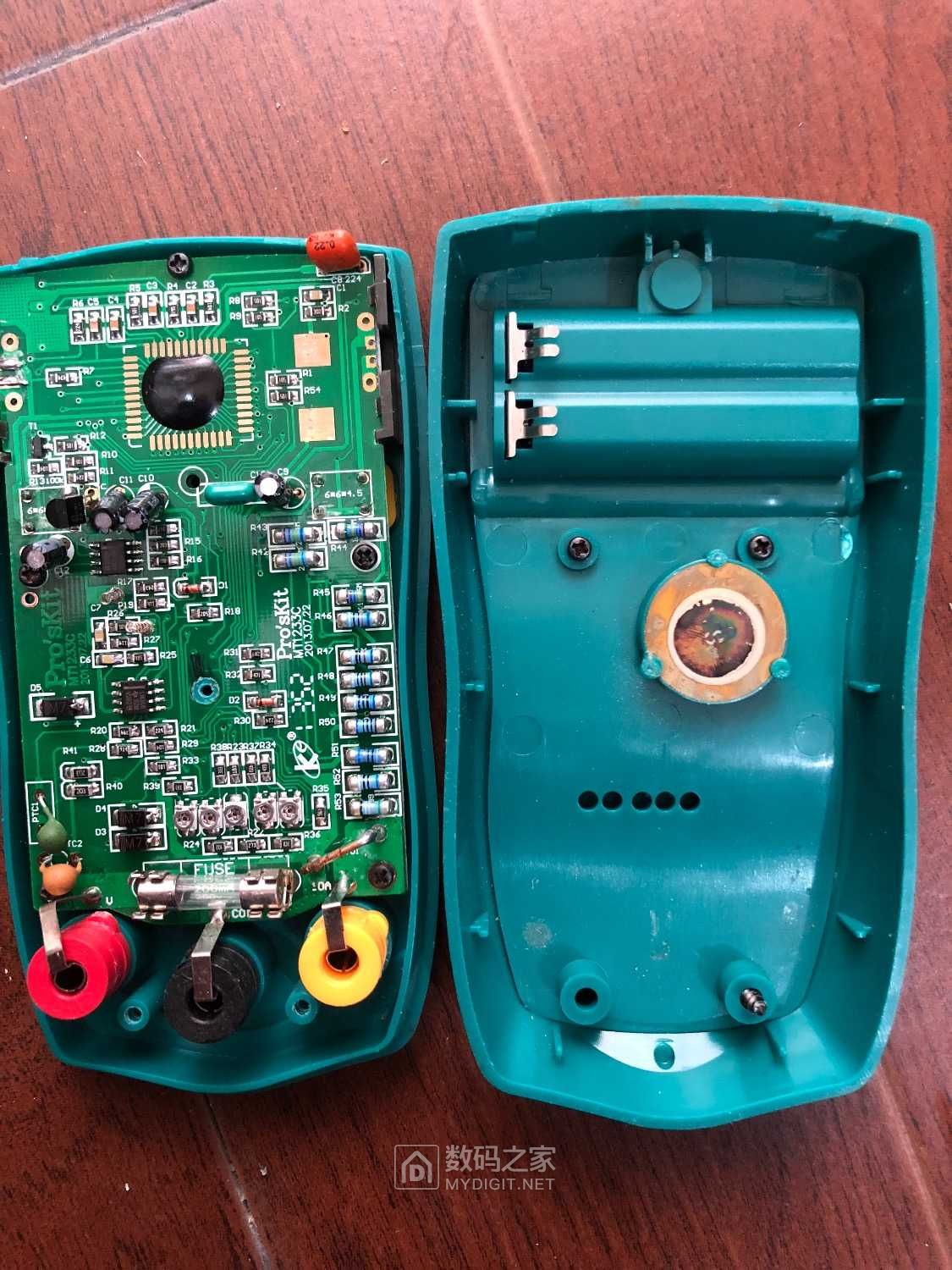 宝工mt-1233c万用表拆解