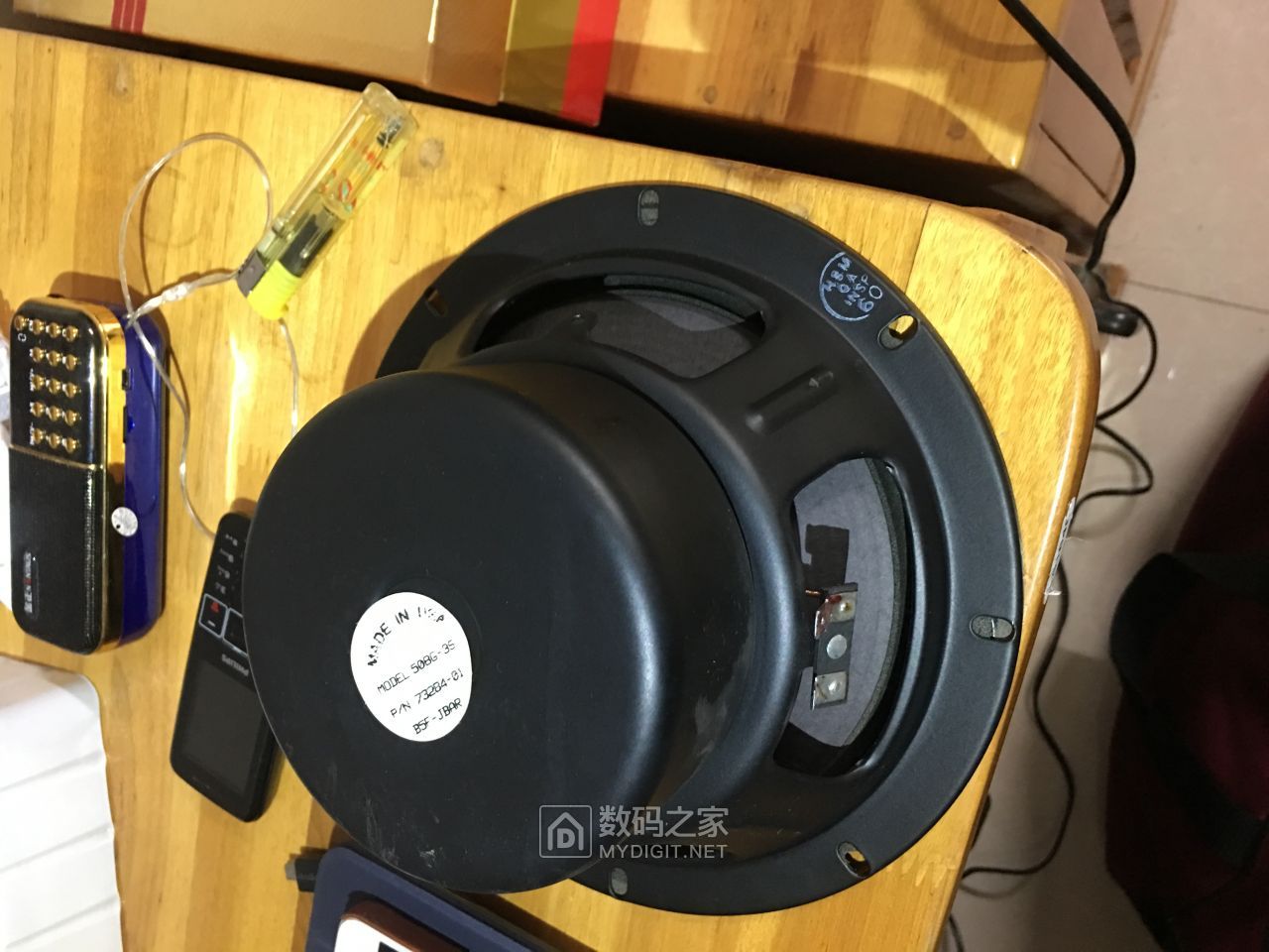 拆自己家的jbl4208音箱不知道真假哪位知道分辨的请来看看
